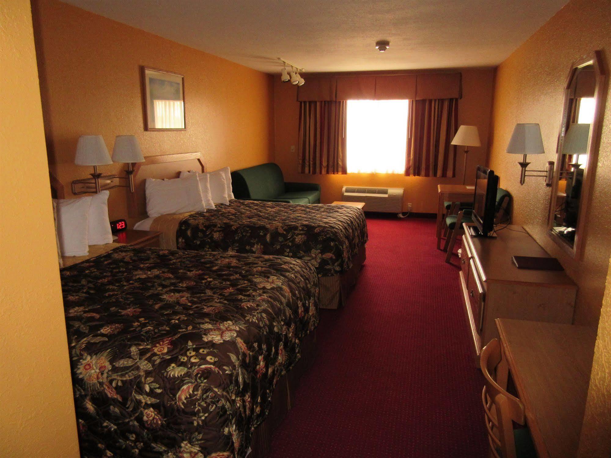 Parkfield Inn - クリントン エクステリア 写真