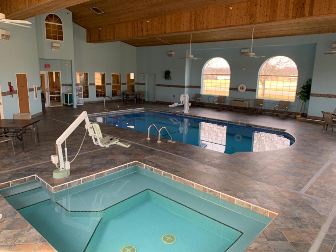 Parkfield Inn - クリントン エクステリア 写真